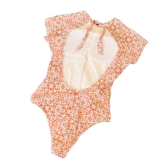 SOLD Roxy - Picture 2 of 7